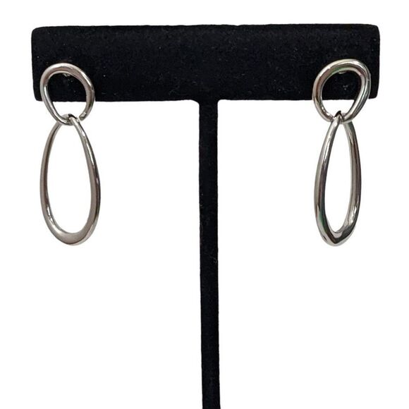 Bundle of 2 Pairs of Earrings Silver-tone Dangle Earrings Green Beaded Earrings - Picture 3 of 6